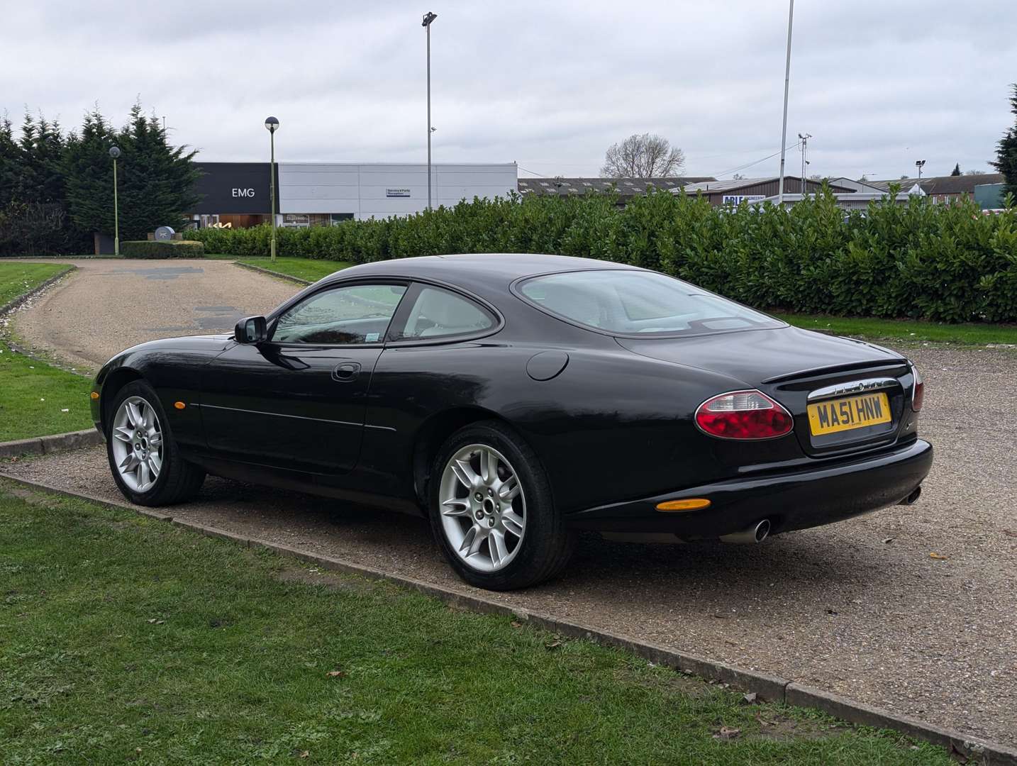 <p>2001 JAGUAR XKR 4.0 AUTO</p>