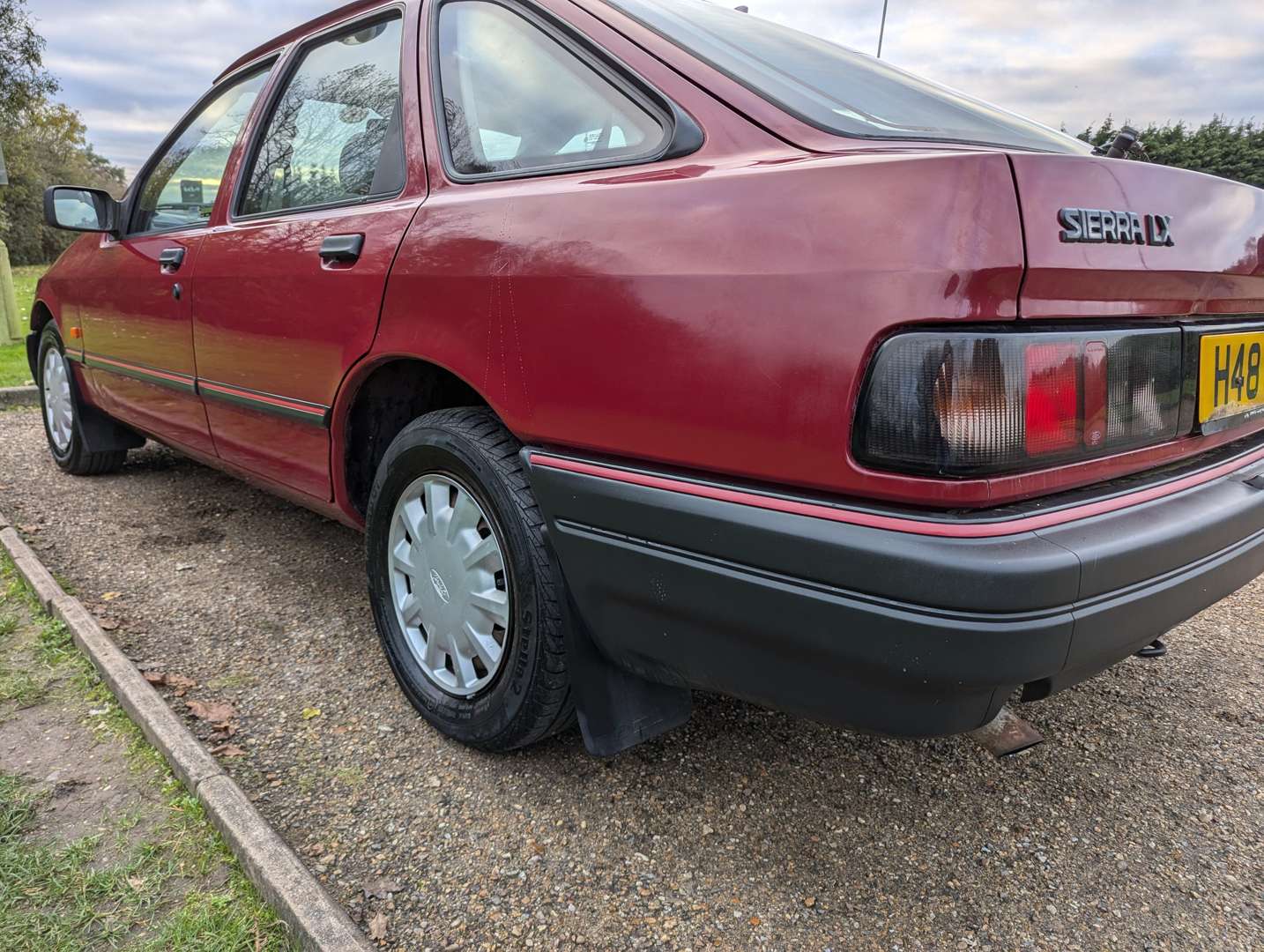 <p>1991 FORD SIERRA LX 1.8 TD</p>