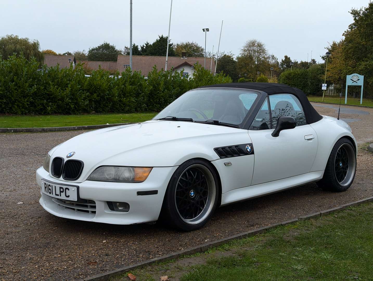 <p>1997 BMW Z3 2.8 WIDE BODY</p>