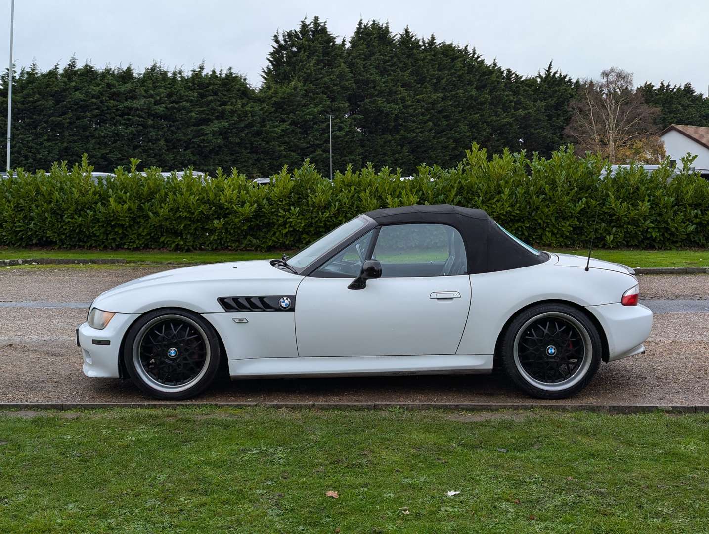 <p>1997 BMW Z3 2.8 WIDE BODY</p>