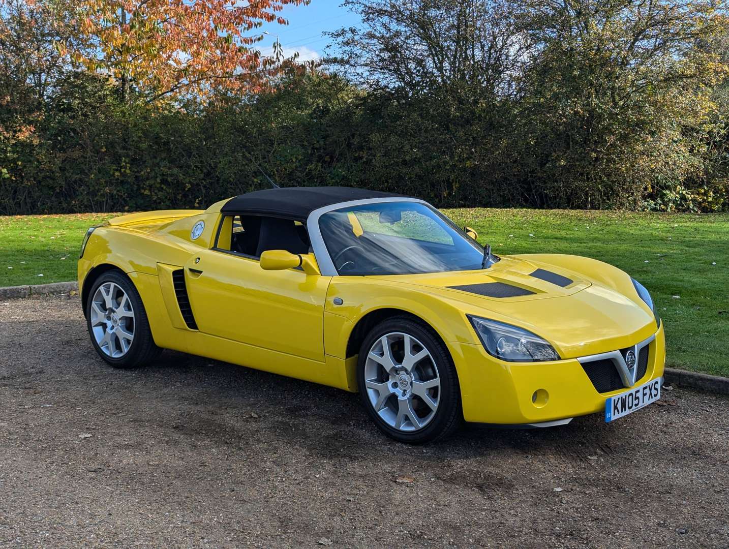 <p>2005 VAUXHALL VX220 TURBO 7,601 MILES</p>