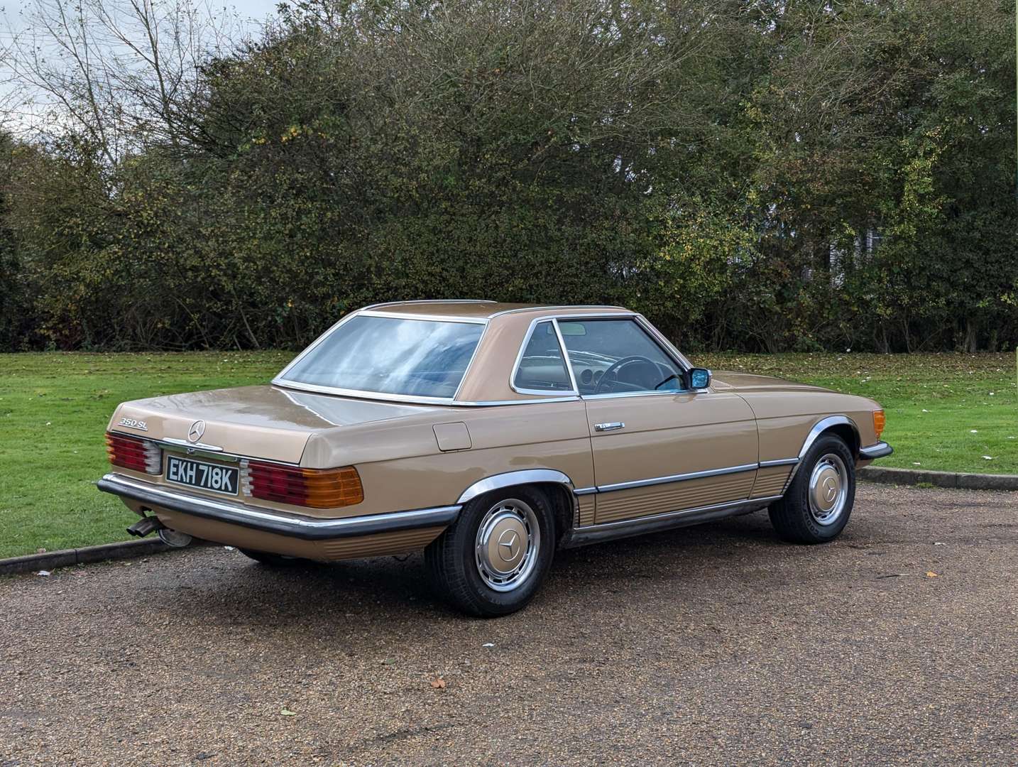 <p>1972 MERCEDES R107 350 SL AUTO</p>