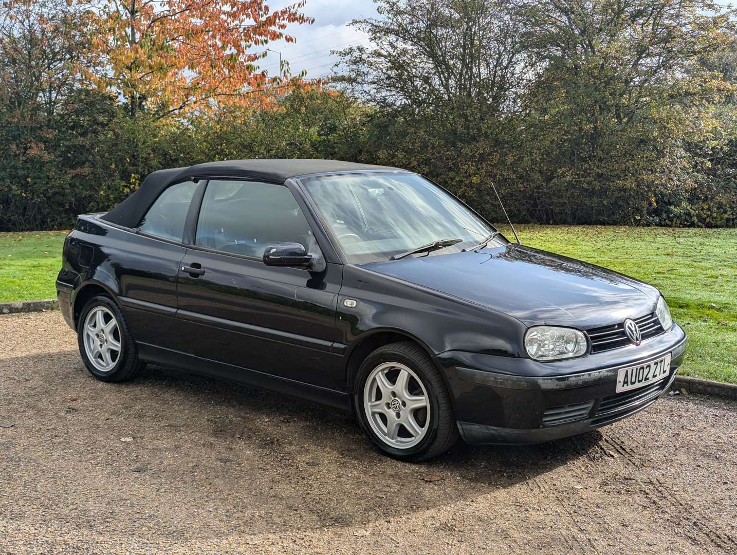 <p>2002 VW GOLF 2.0 SE CABRIOLET</p>