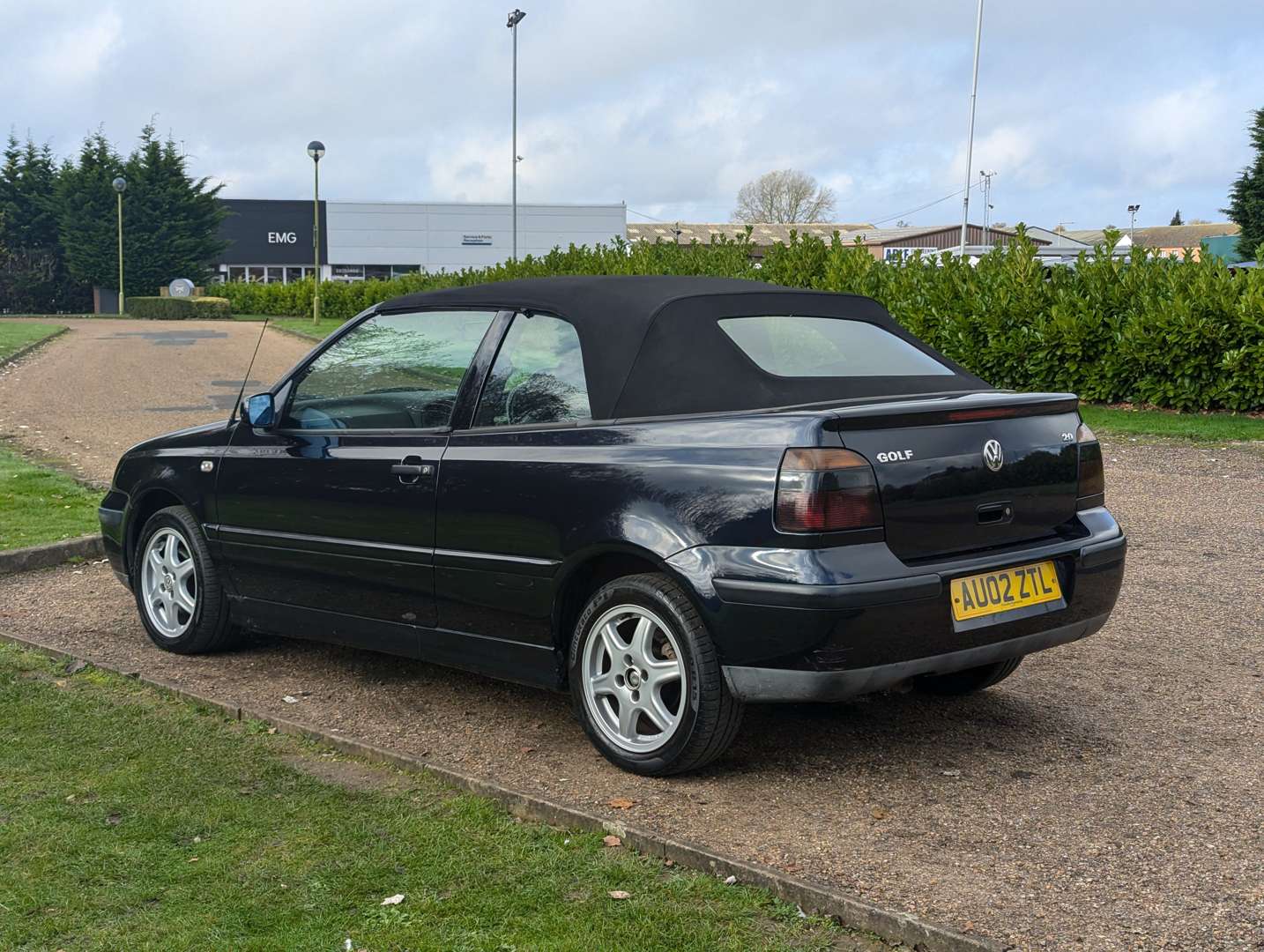 <p>2002 VW GOLF 2.0 SE CABRIOLET</p>