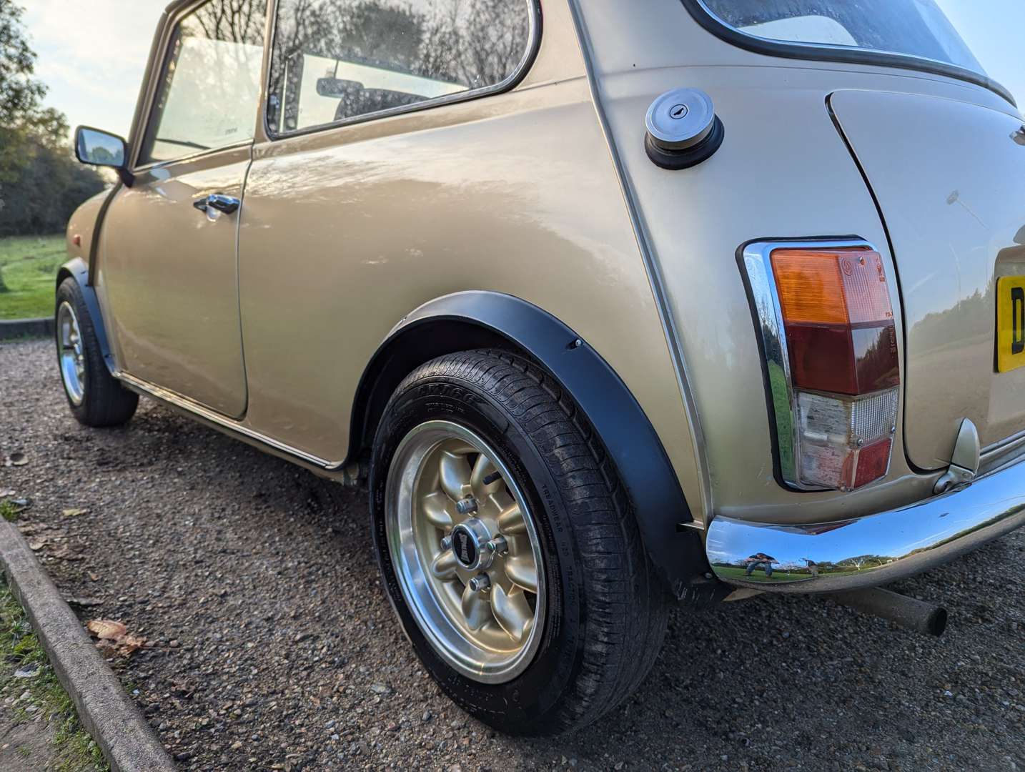 <p>1986 AUSTIN MINI PICCADILLY</p>