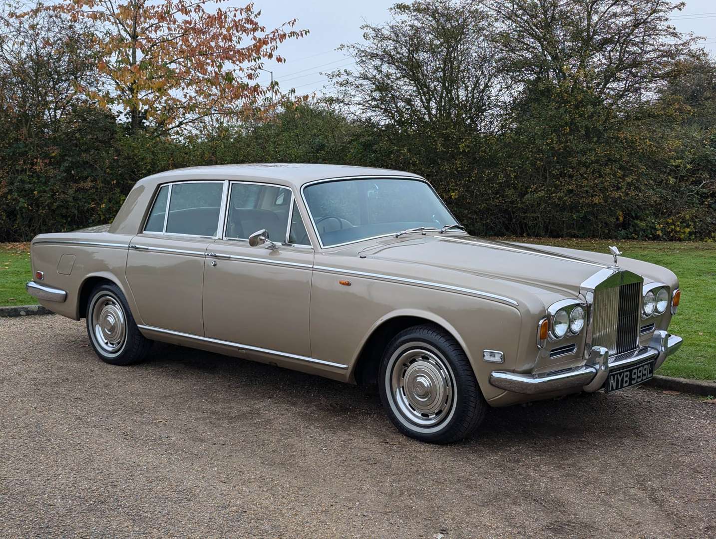 <p>1972 ROLLS ROYCE SHADOW I</p>