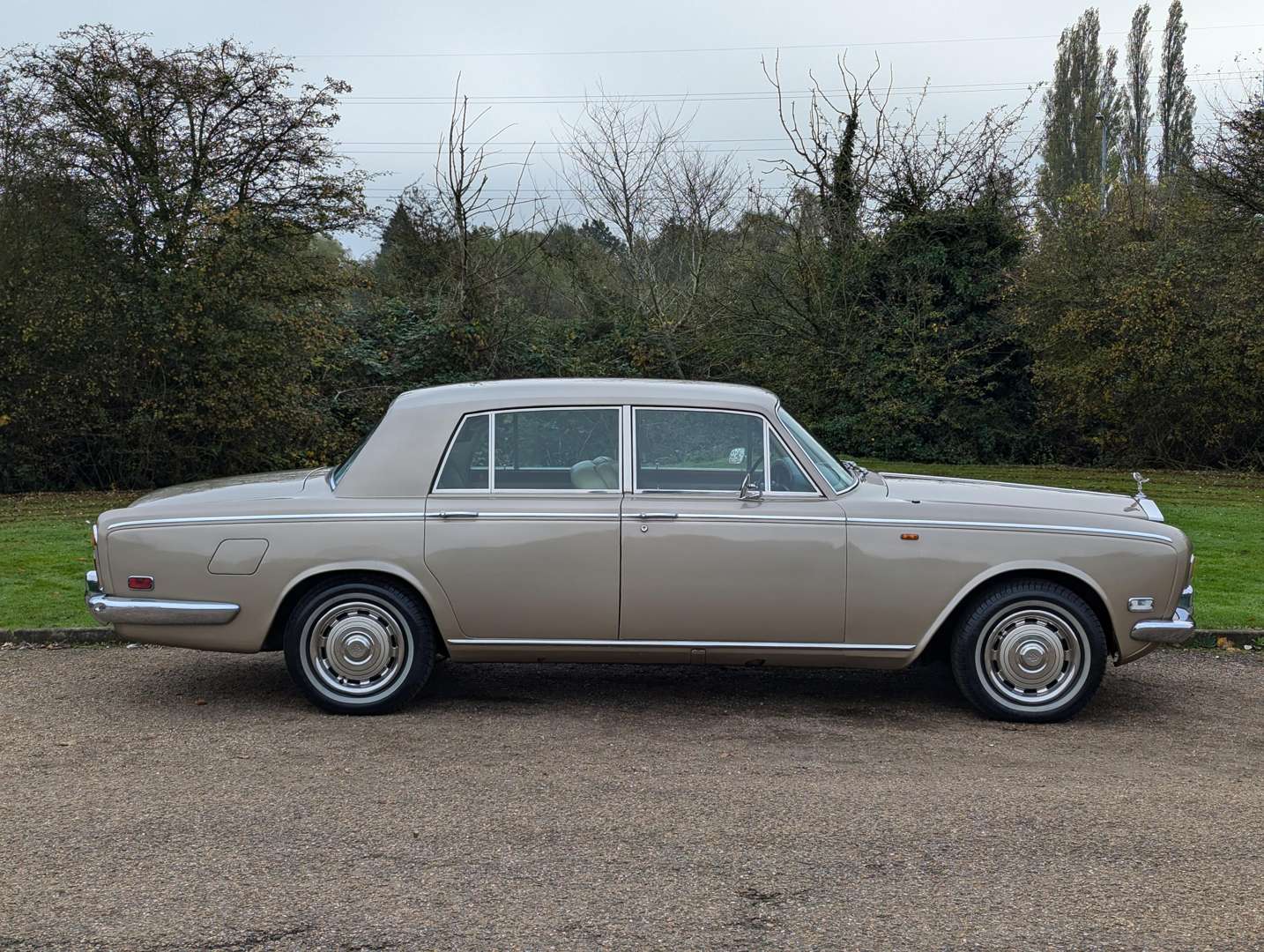 <p>1972 ROLLS ROYCE SHADOW I</p>