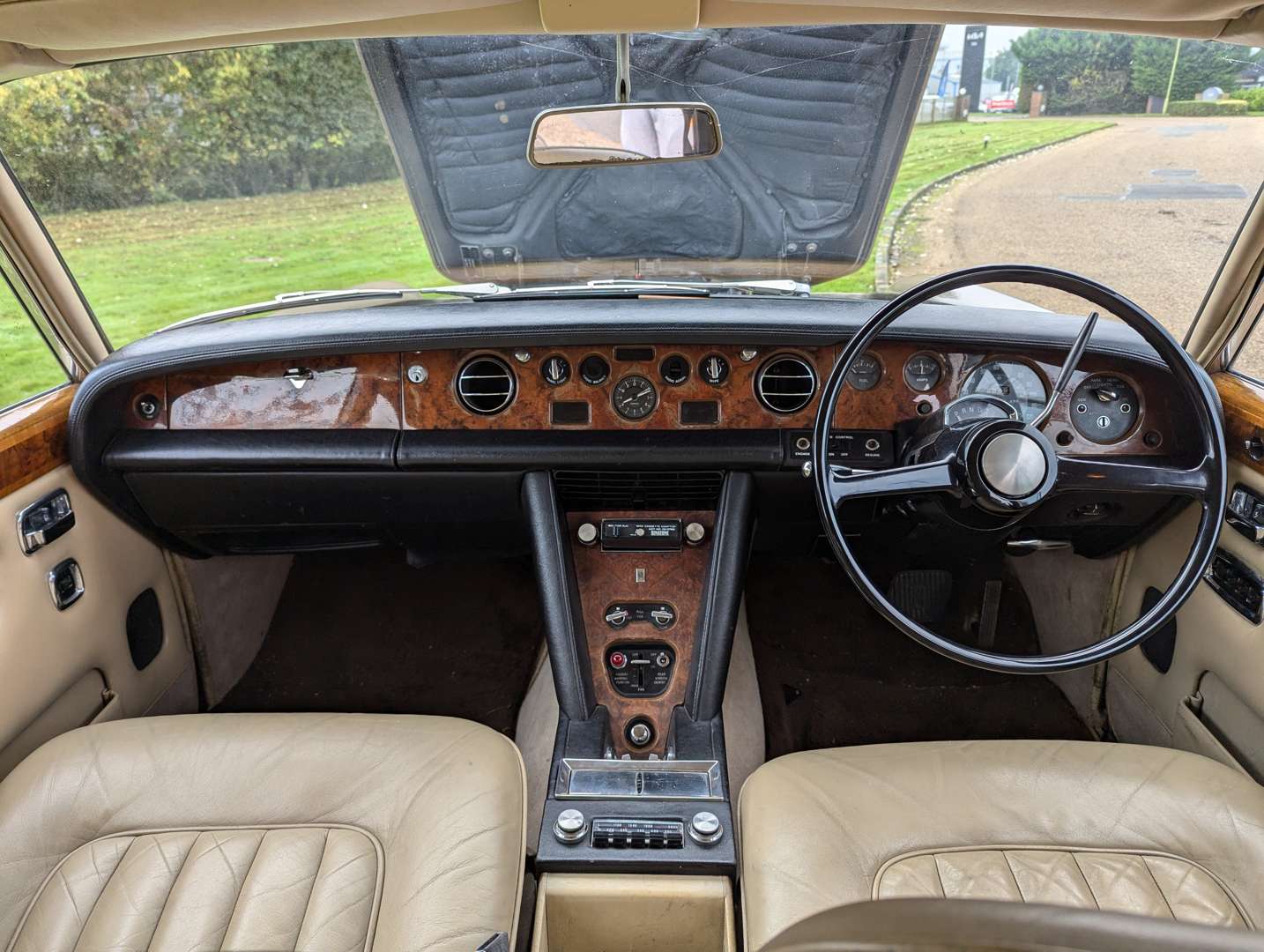 <p>1972 ROLLS ROYCE SHADOW I</p>