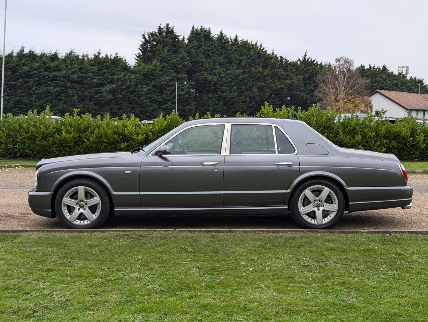 <p>2003 BENTLEY ARNAGE T</p>