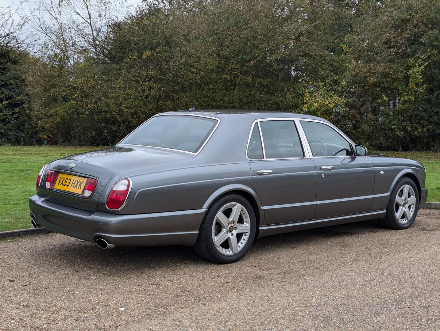 <p>2003 BENTLEY ARNAGE T</p>