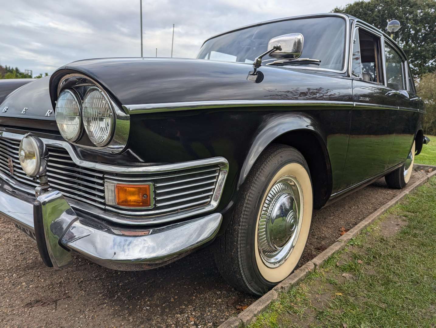 <p>1965 HUMBER IMPERIAL</p>