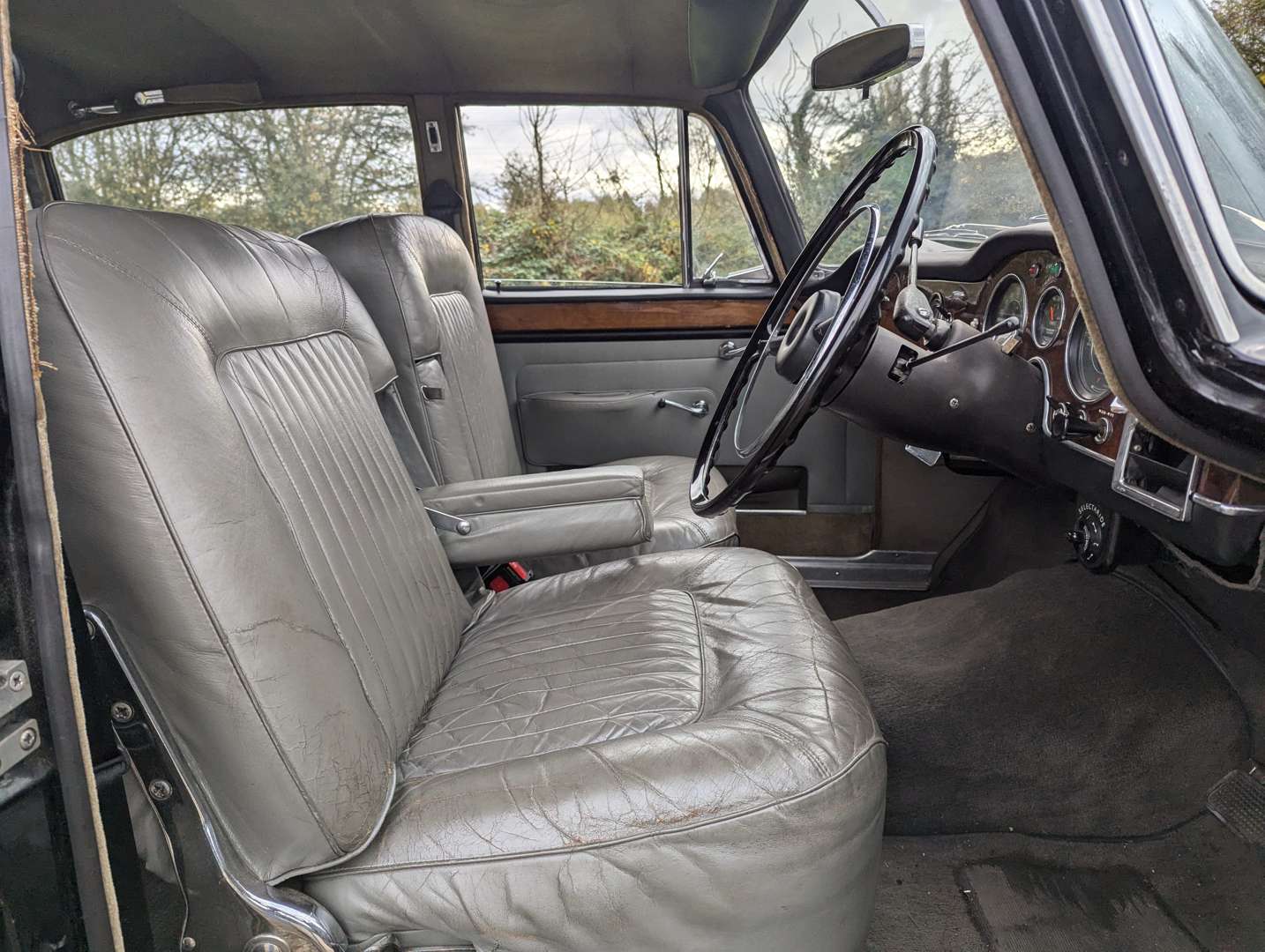 <p>1965 HUMBER IMPERIAL</p>