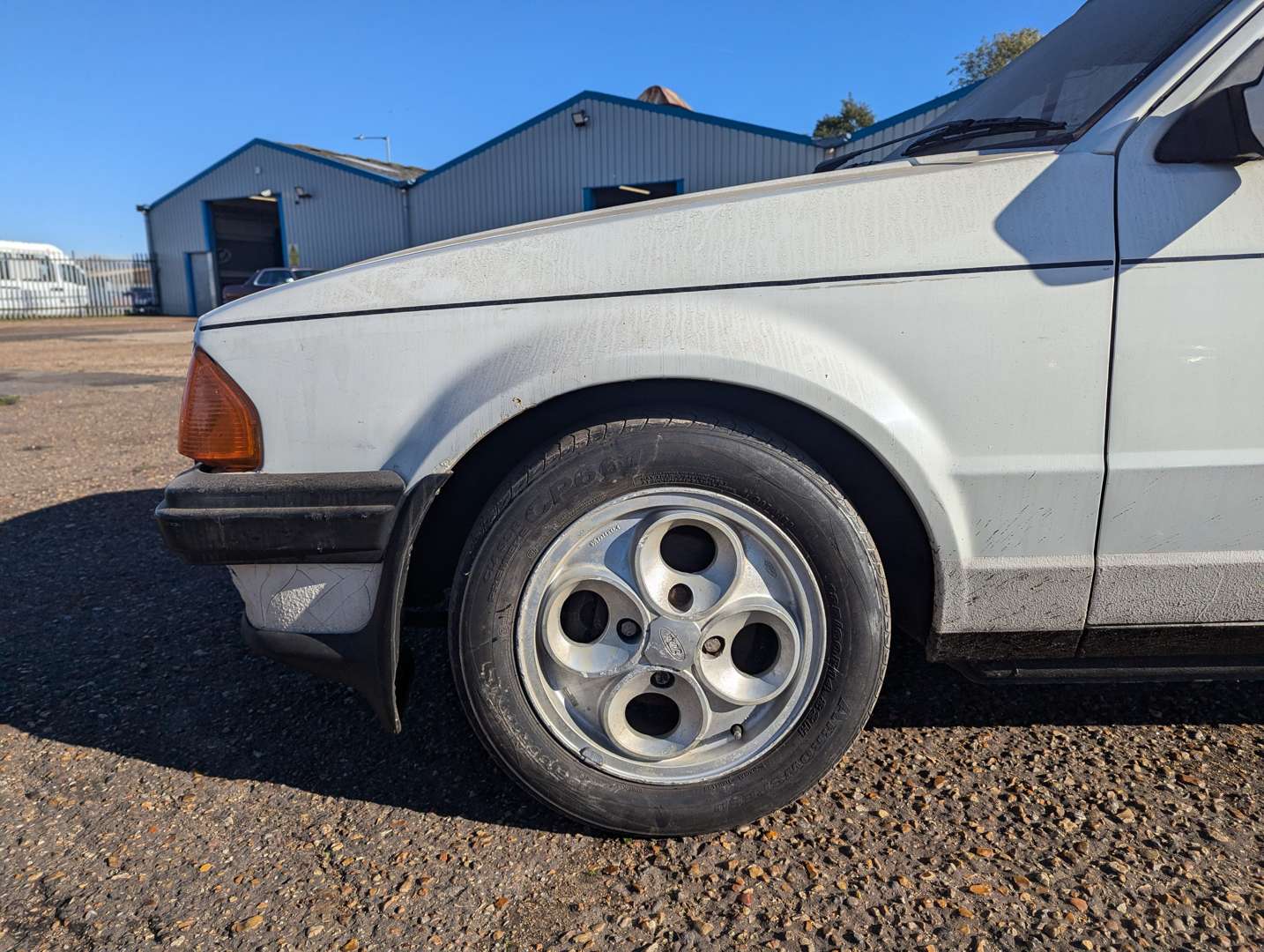 <p>1984 FORD ESCORT 1.6I CABRIOLET</p>