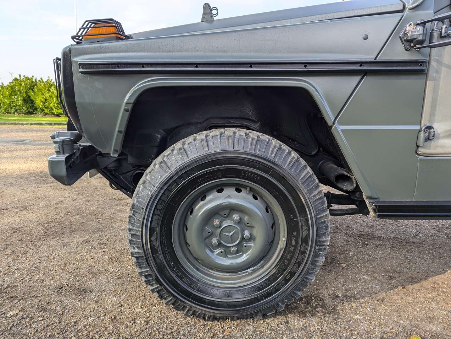 <p>1990 MERCEDES G-WAGEN</p>