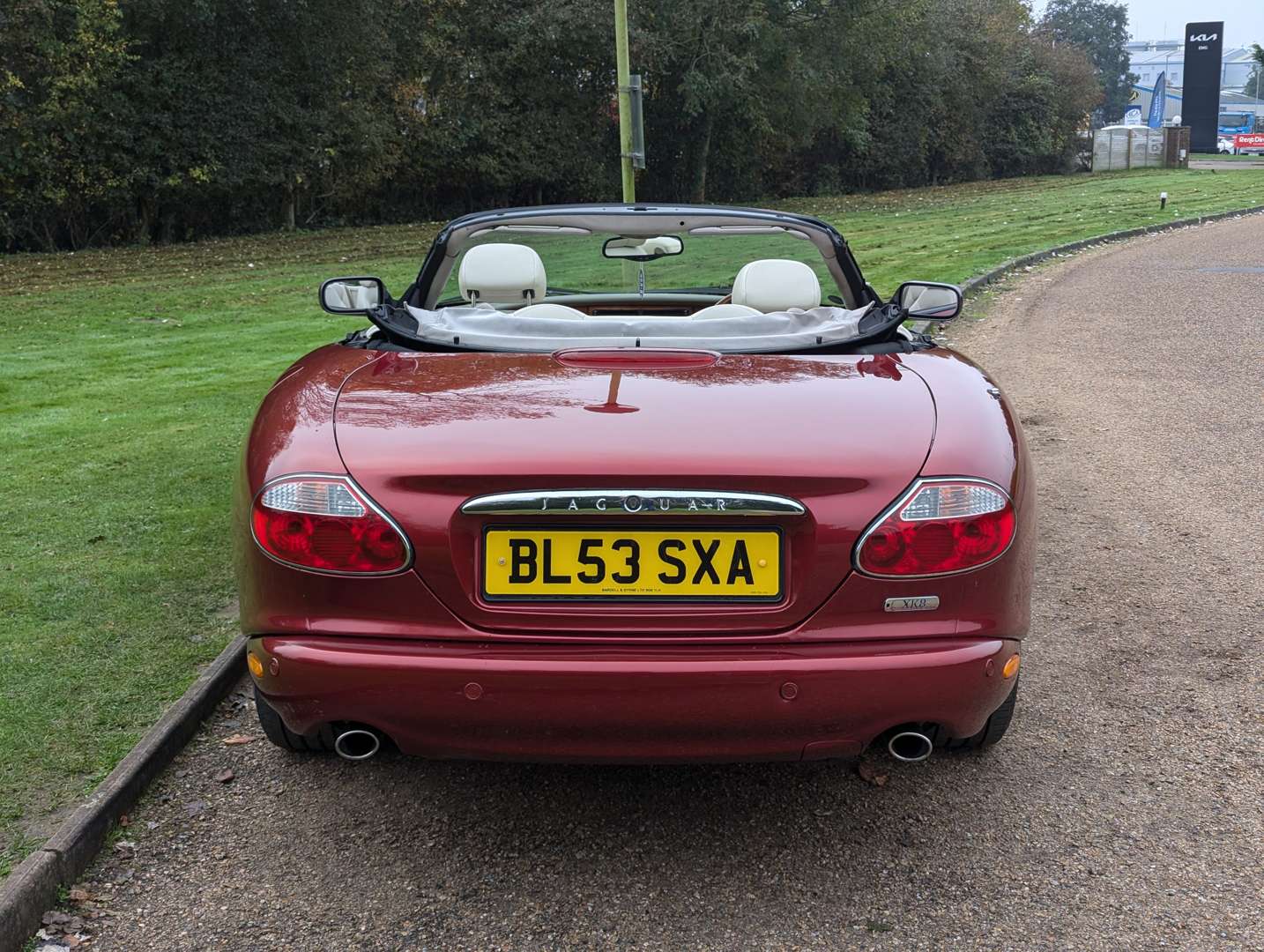 <p>2004 JAGUAR XK8 4.2 CONVERTIBLE AUTO</p>