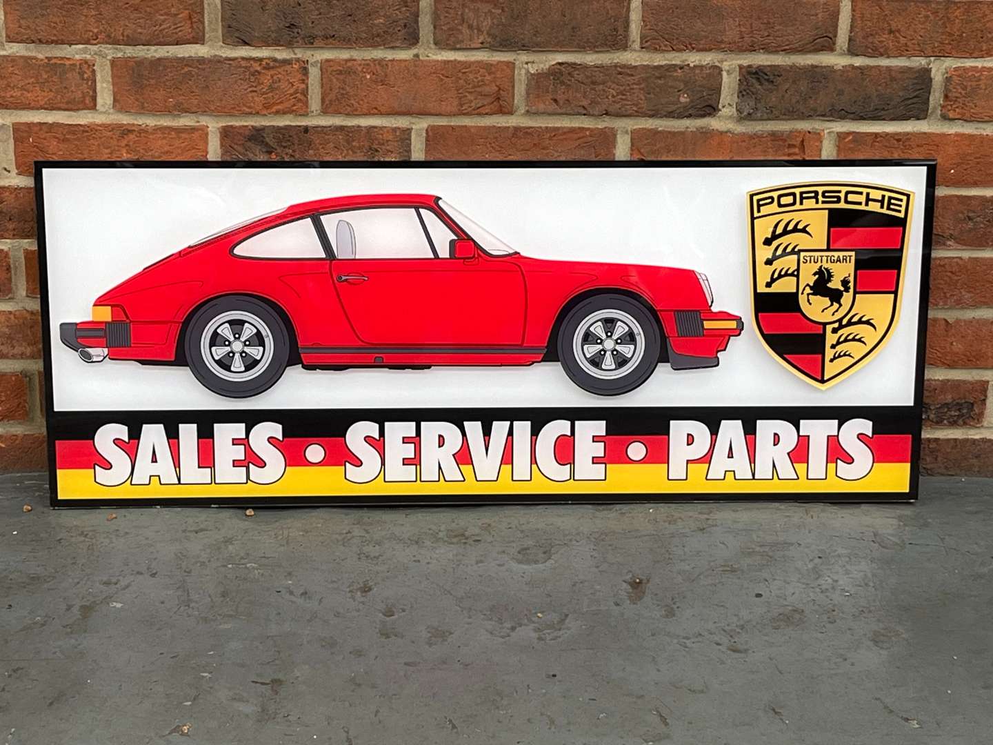 <p>Porsche Perspex Raised Parts and Service Sign</p>