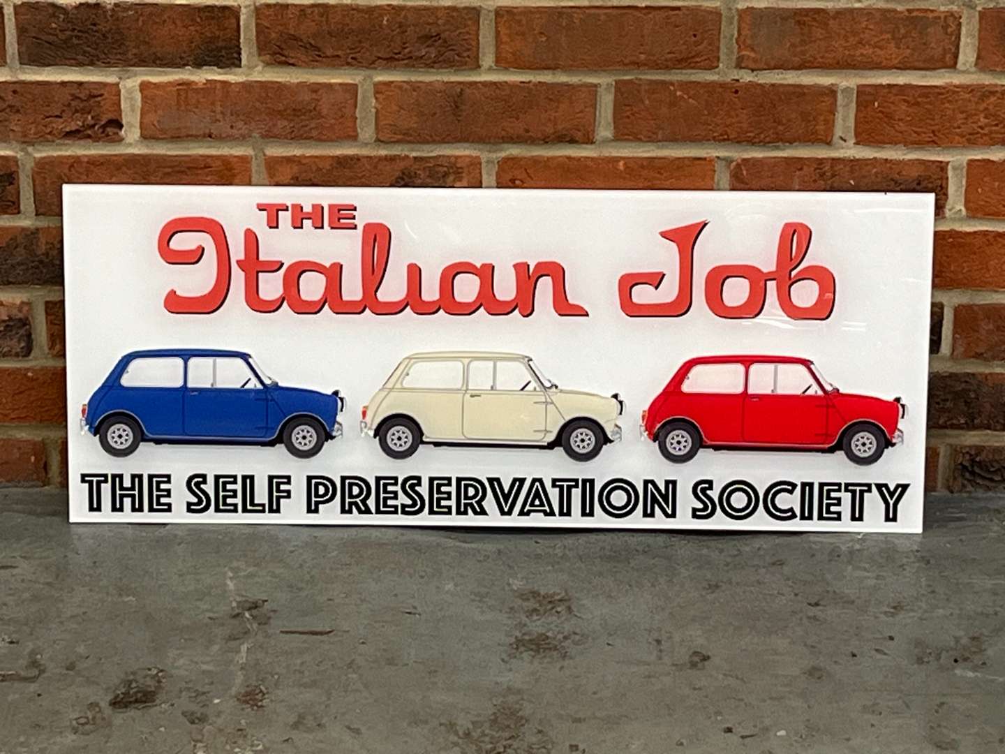 <p>Italian Job Mini Cooper Perspex Sign&nbsp;</p>