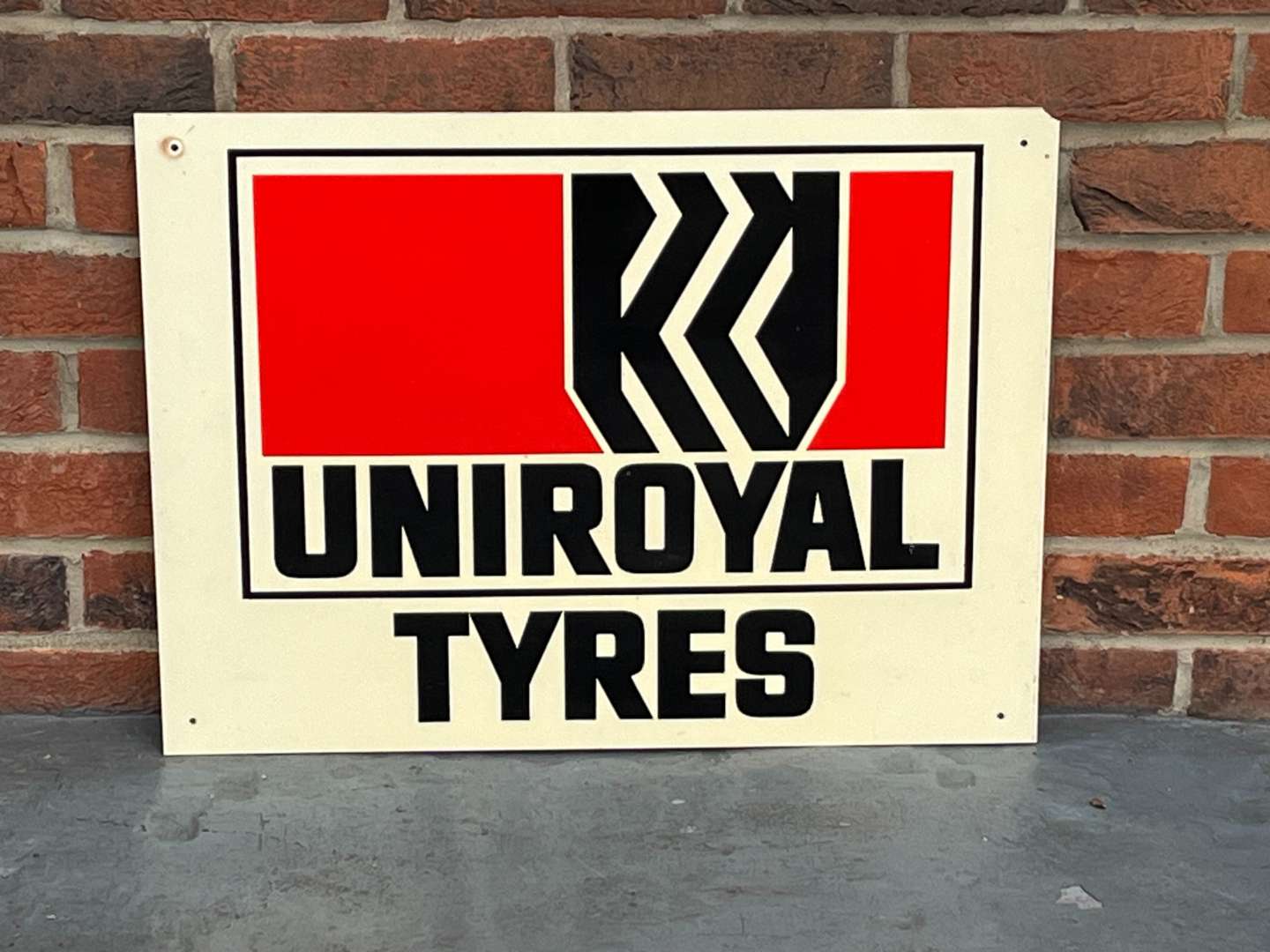 <p>Uniroyal Tyres Plastic Sign</p>