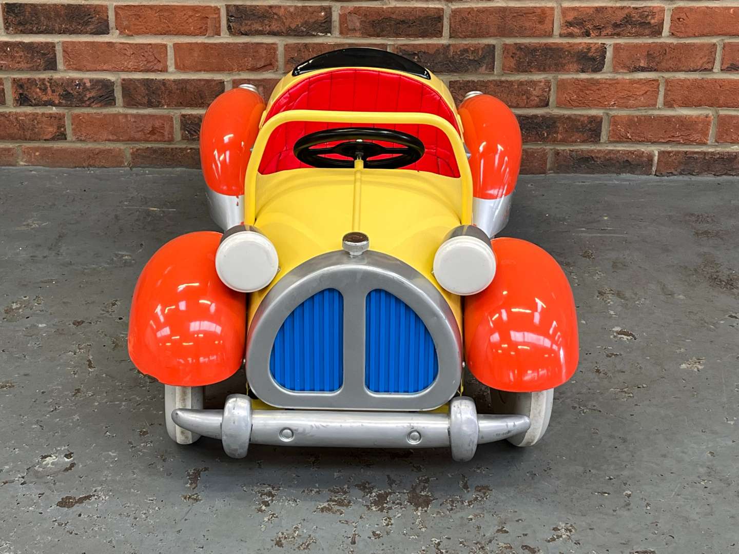 <p>Noddy Tin Plate Childs Pedal Car</p>