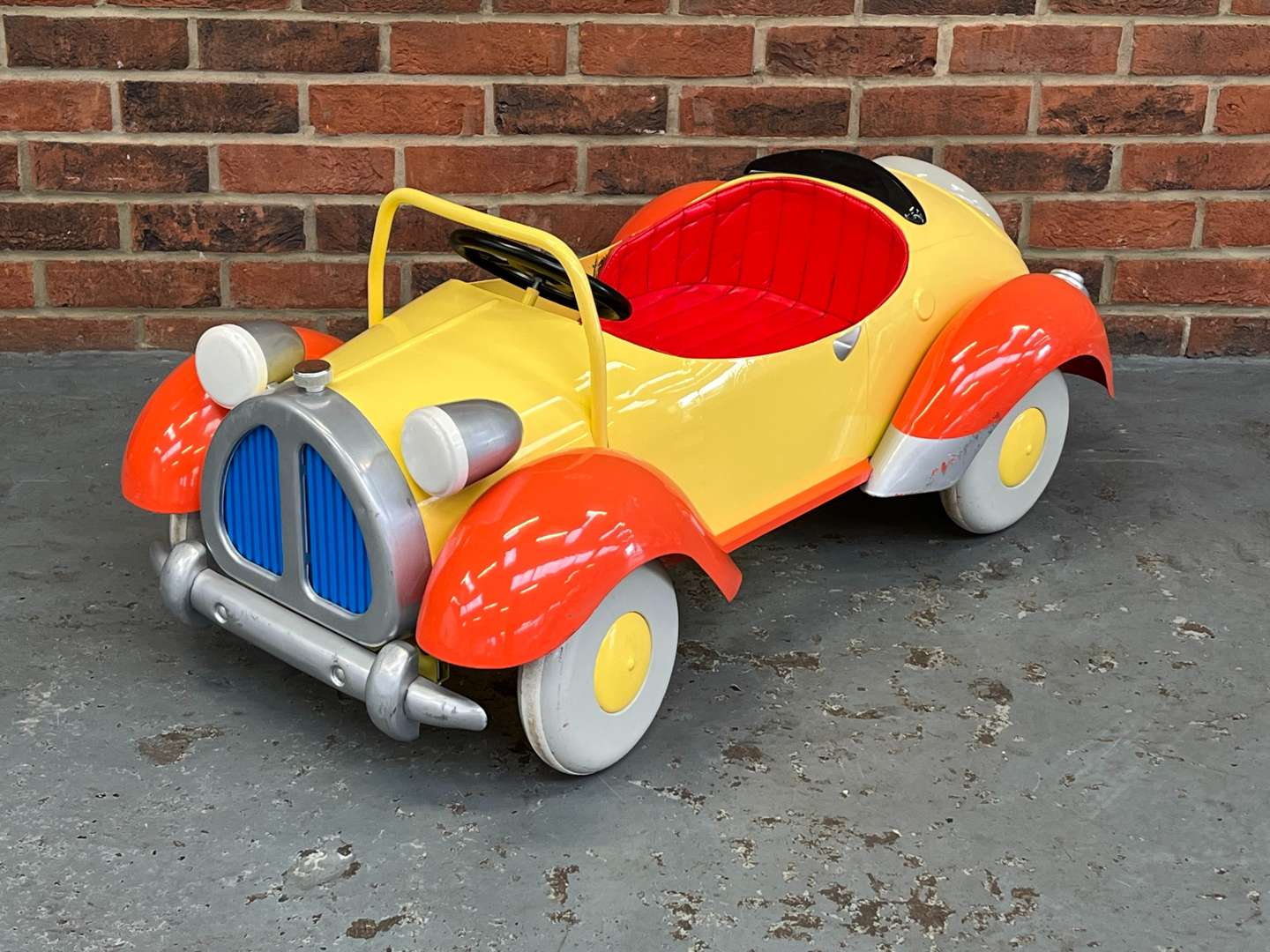 <p>Noddy Tin Plate Childs Pedal Car</p>