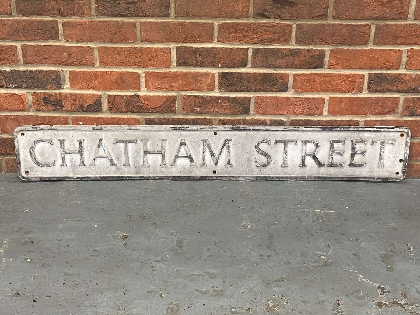 <p>Chatham Street Cast Aluminium Sign</p>