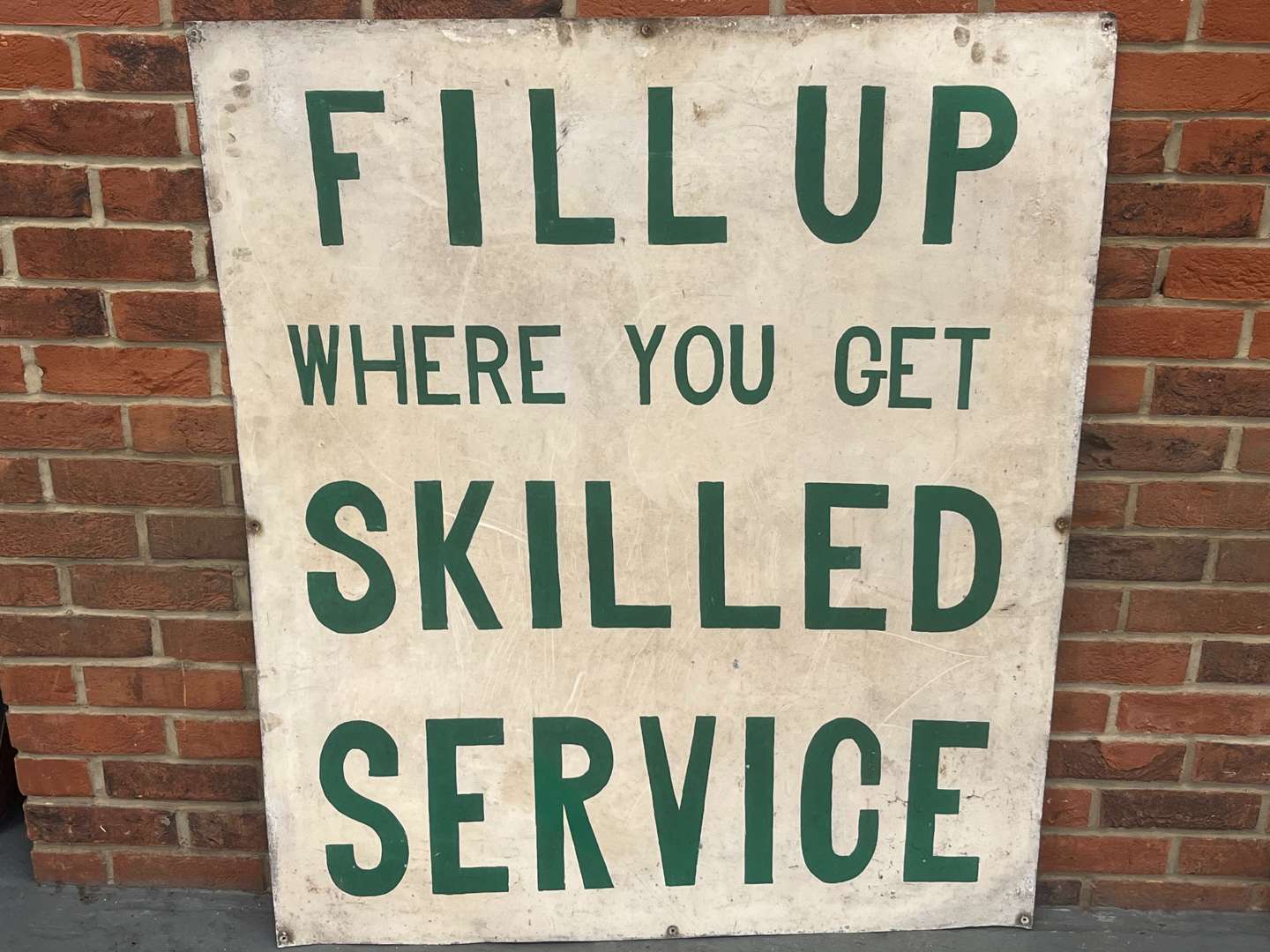 <p>Forecourt Skilled Service Metal Sign</p>