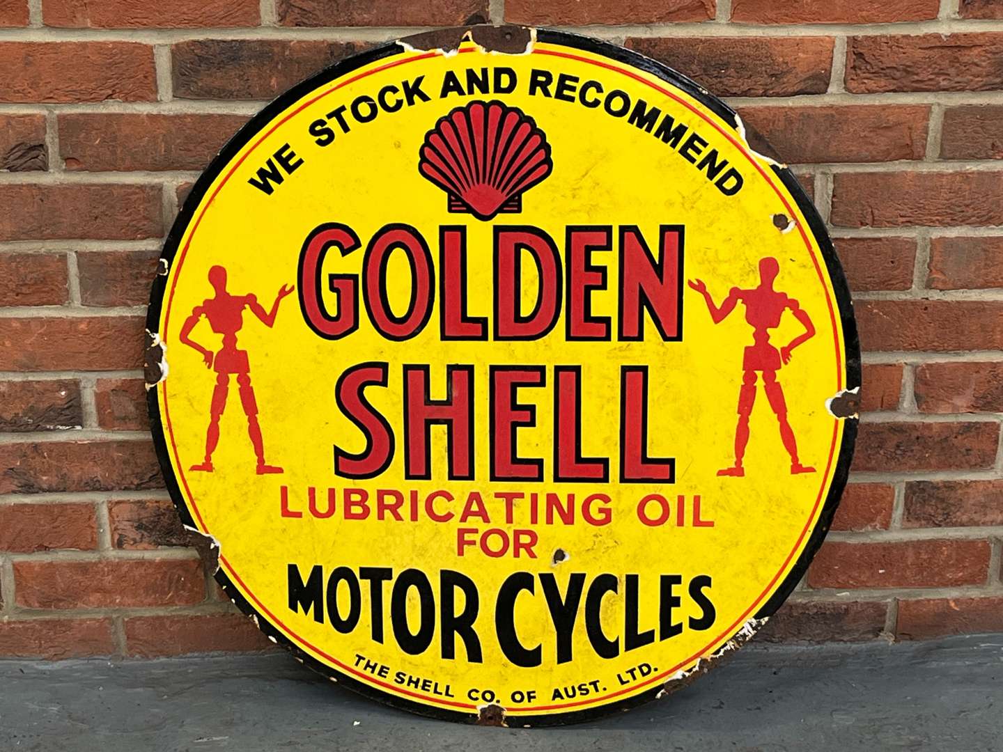 <p>Golden Shell Lubricating Oil For Motorcycles Enamel Sign&nbsp;</p>