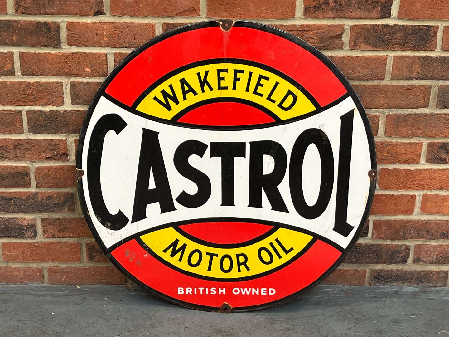 <p>Castrol Wakefield Motor Oil Enamel Sign</p>