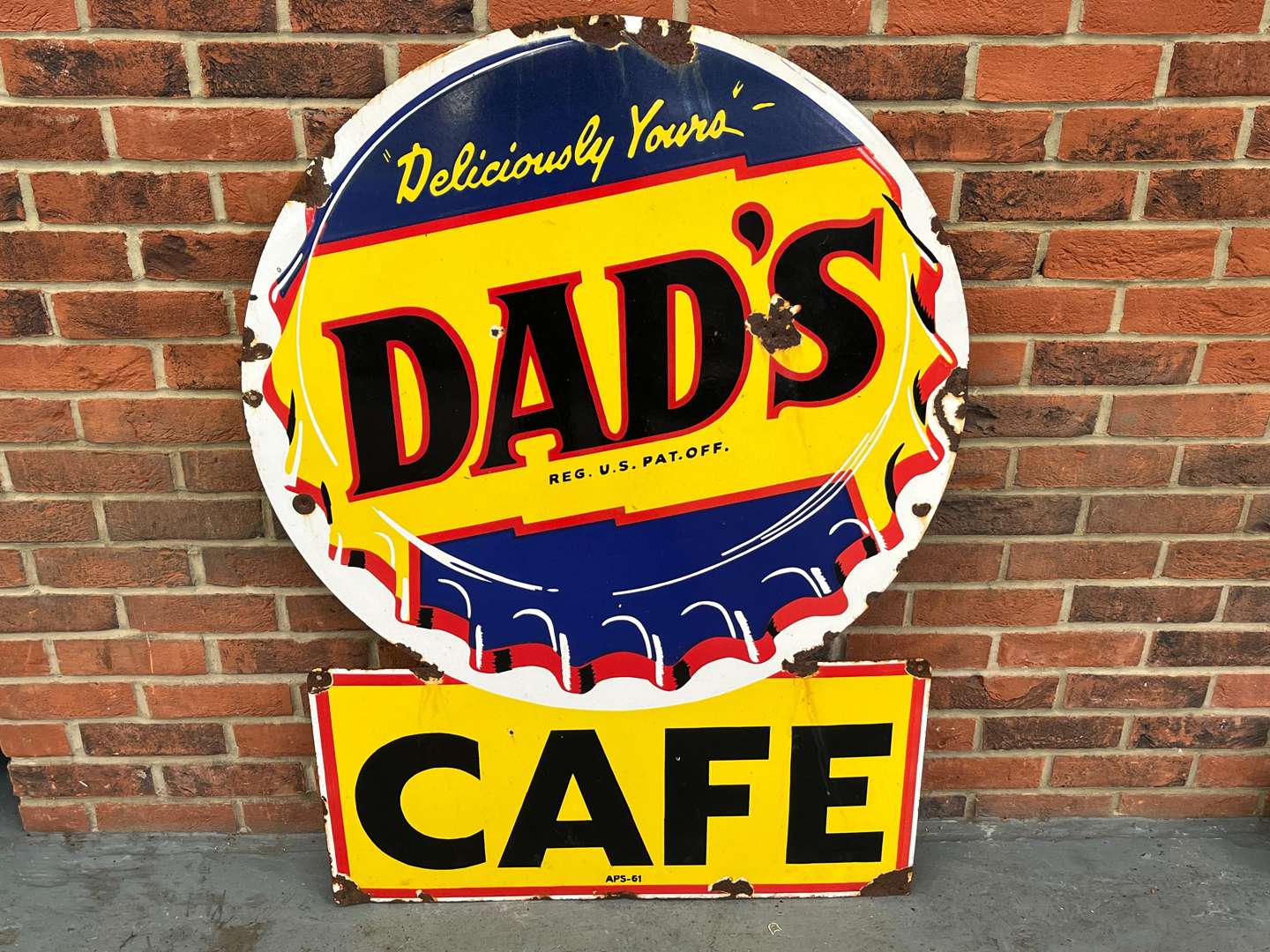 <p>Dads Cafe Large Enamel Sign</p>