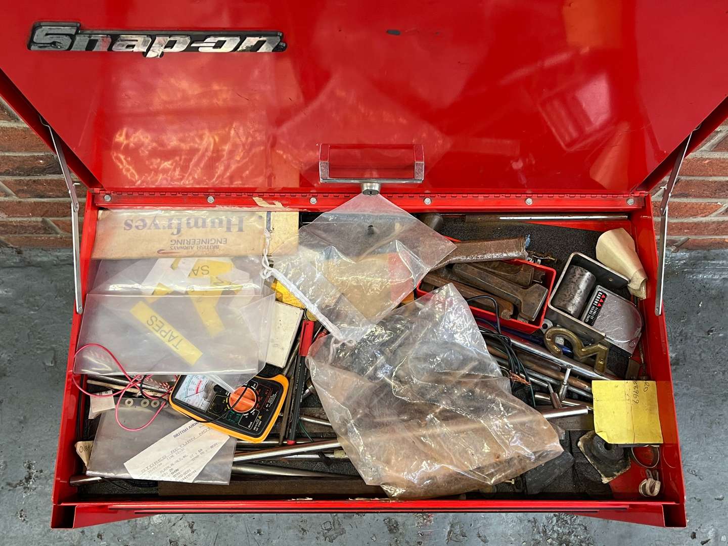 <p>Snap On Tool Box and Contents</p>