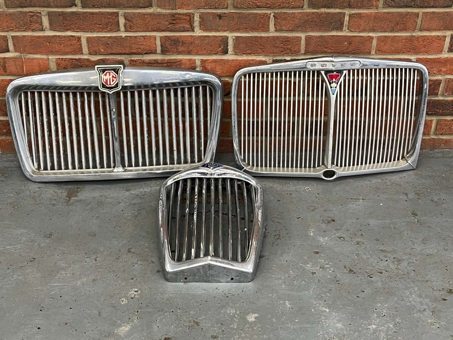 <p>MG/Rover and Riley Chrome Grilles</p>