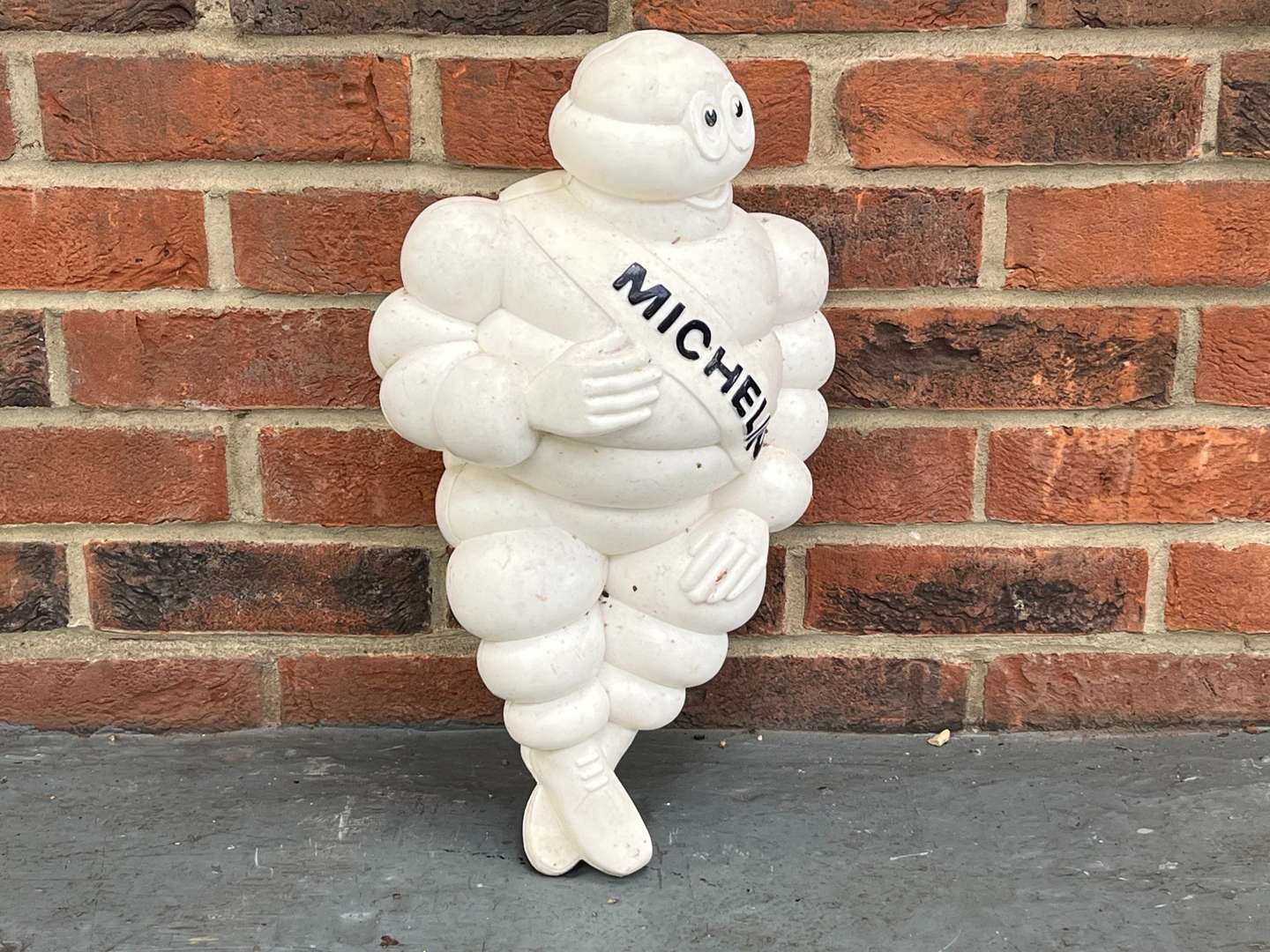 <p>Michelin Bibendum Plastic Figure&nbsp;</p>