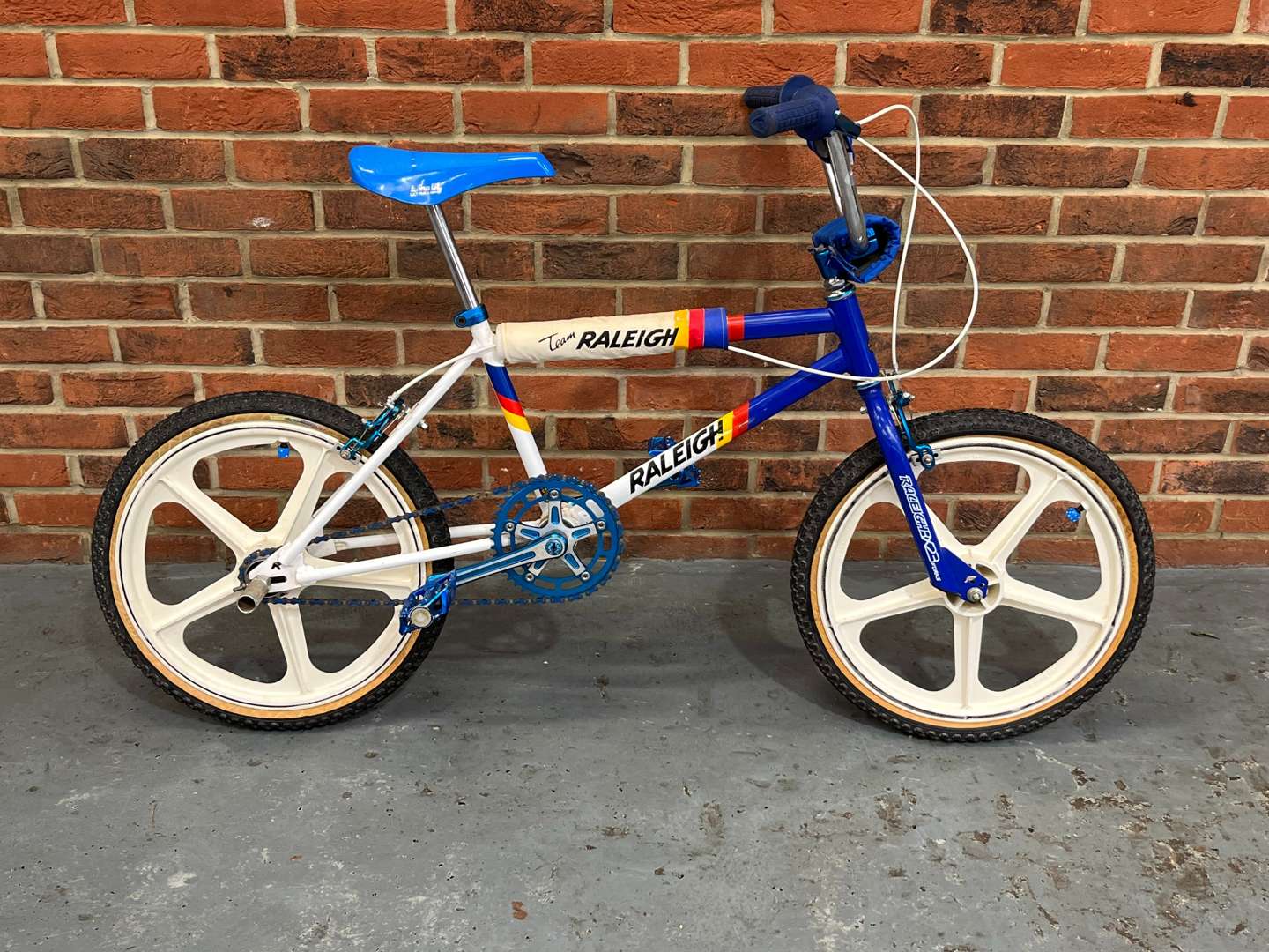 <p>Raleigh Burner BMX Bike</p>