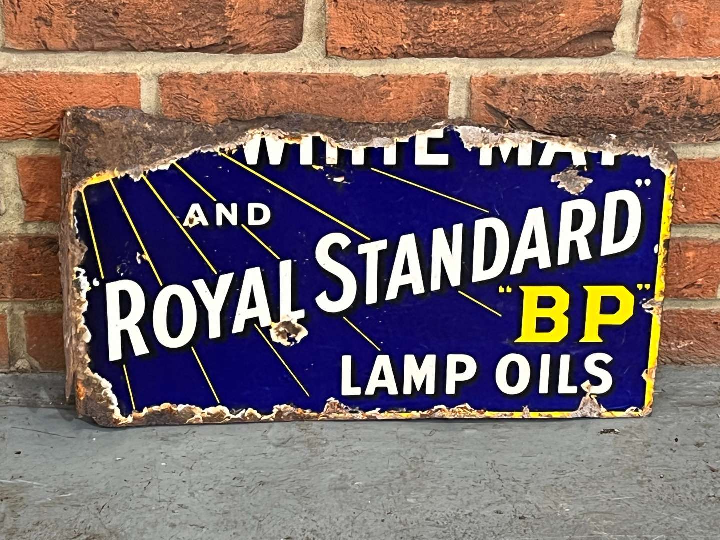 <p>BP Royal Standard Lamp Oils Enamel Sign</p>