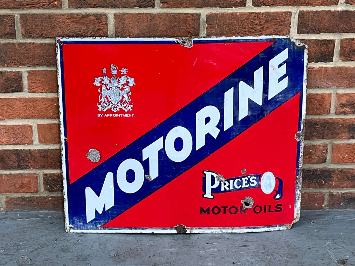 <p>Motorine Prices Motor Oils Enamel Sign</p>