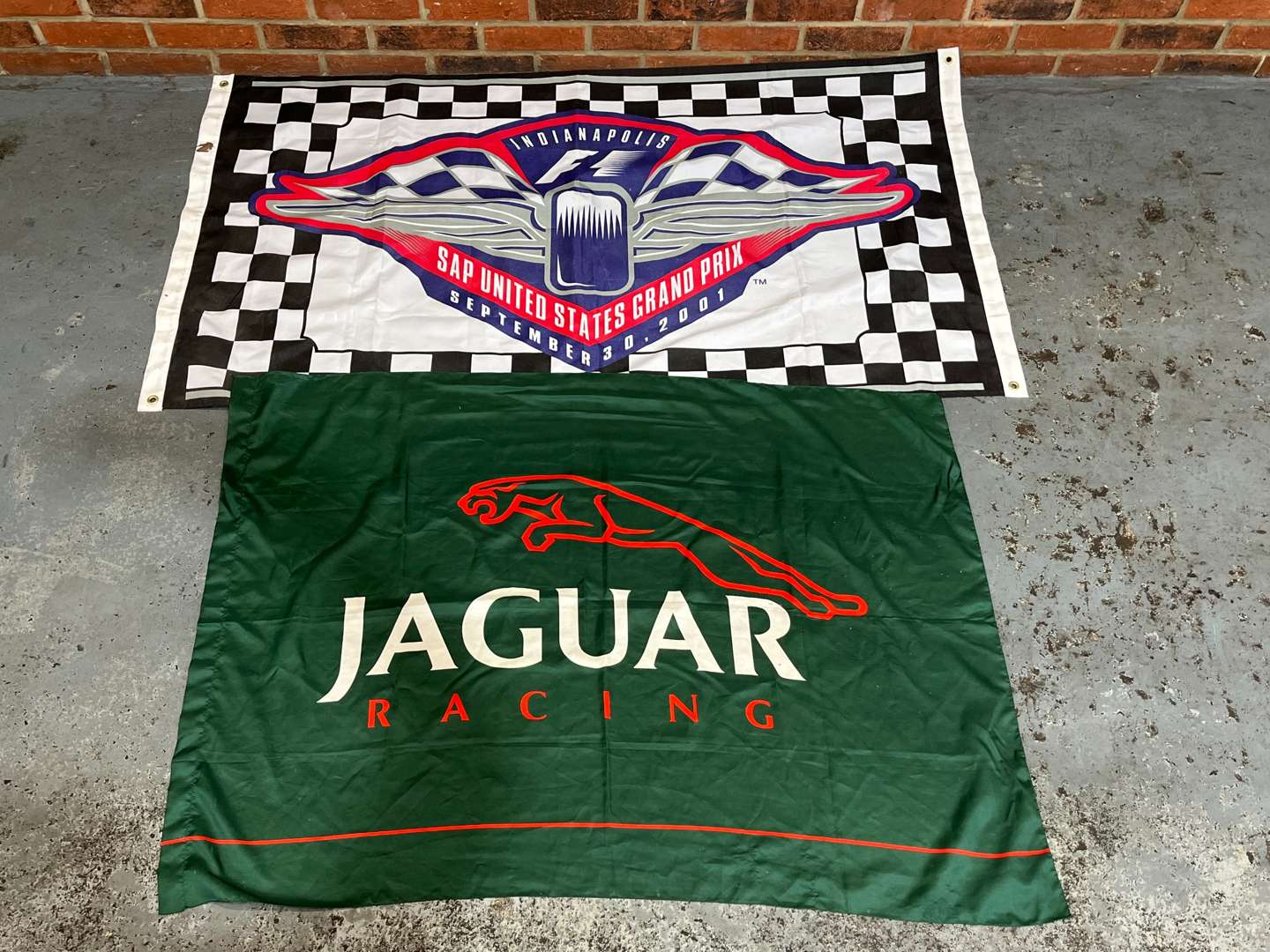 <p>Indianapolis F1 and Jaguar Flags (2)</p>