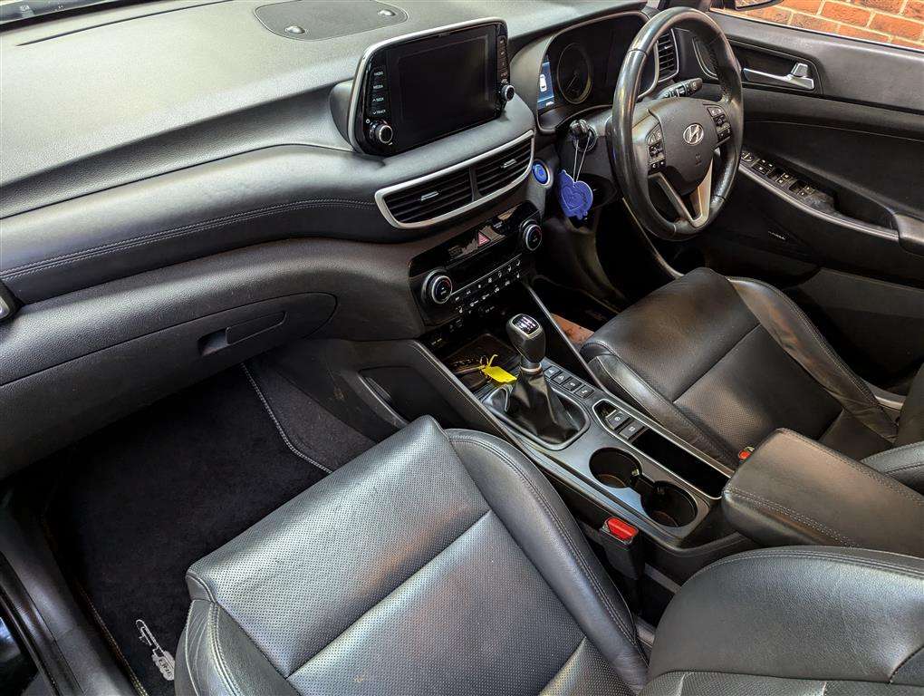 <p>2019 HYUNDAI TUCSON PREMIUM GDI 2WD</p>