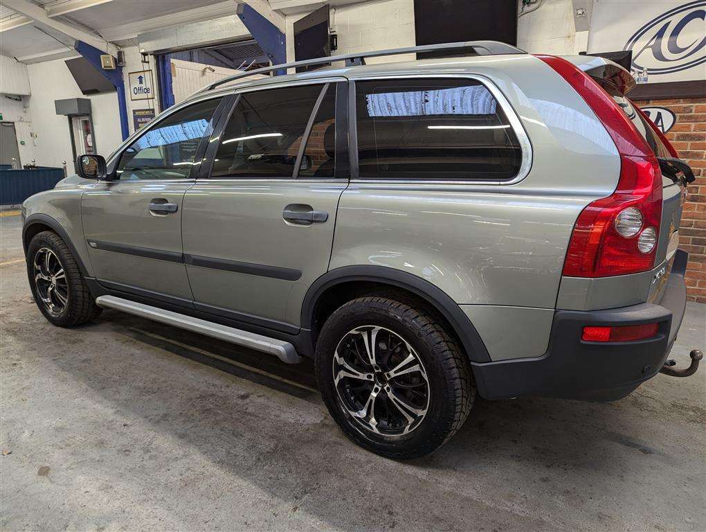 <p>2006 VOLVO XC90 SE D5 AUTO</p>