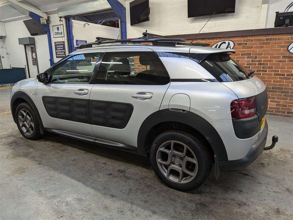 <p>2015 CITROEN C4 CACTUS FEEL PURETECH S</p>