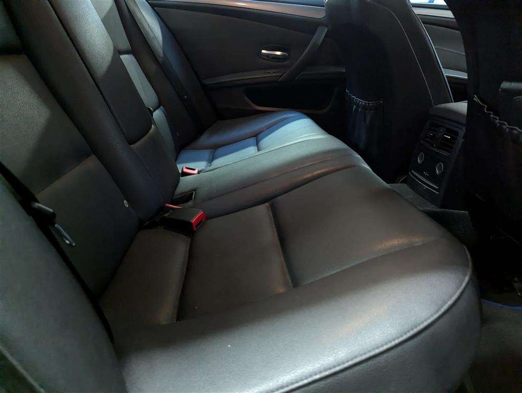 <p>2007 BMW 520D SE AUTO</p>