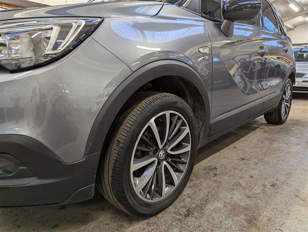 <p>2018 VAUXHALL CROSSLAND X ELITE NAV TUR</p>