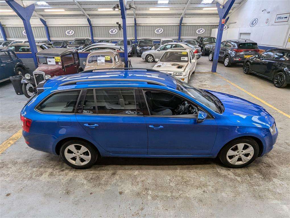 <p>2015 SKODA OCTAVIA GREENLINE III TDI</p>