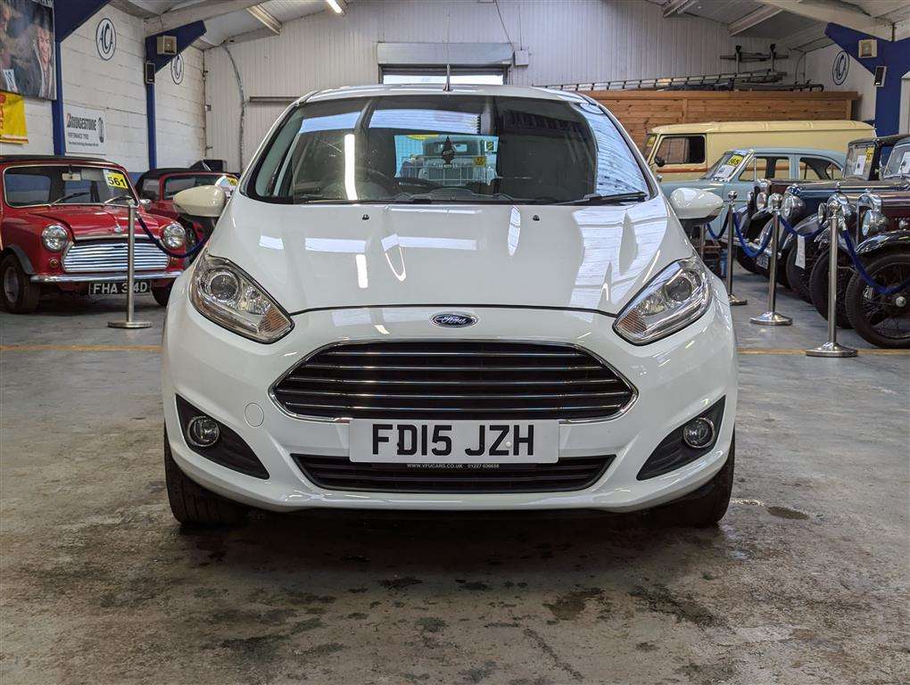 <p>2015 FORD FIESTA TITANIUM TDCI</p>