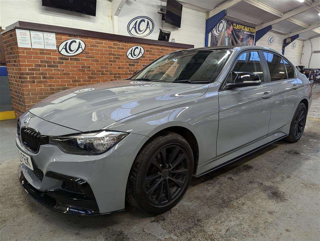 <p>2015 BMW 320D SE AUTO</p>