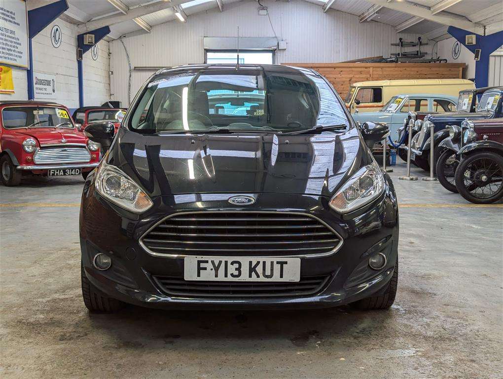 <p>2013 FORD FIESTA ZETEC</p>