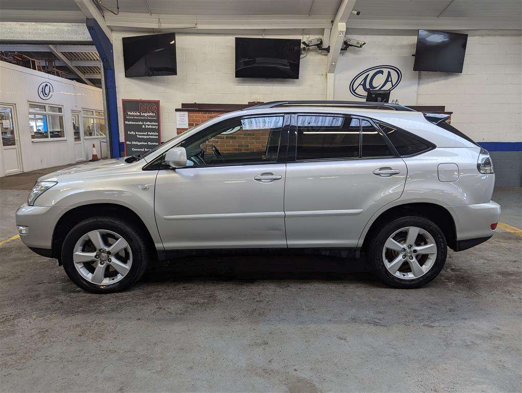 <p>2005 LEXUS RX300 SE-L AUTO</p>