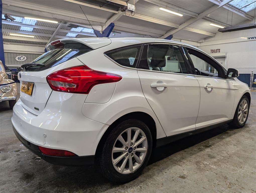 <p>2015 FORD FOCUS TITANIUM</p>