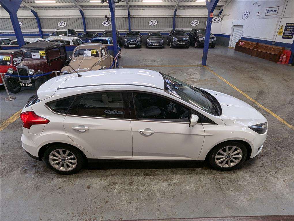 <p>2015 FORD FOCUS TITANIUM</p>