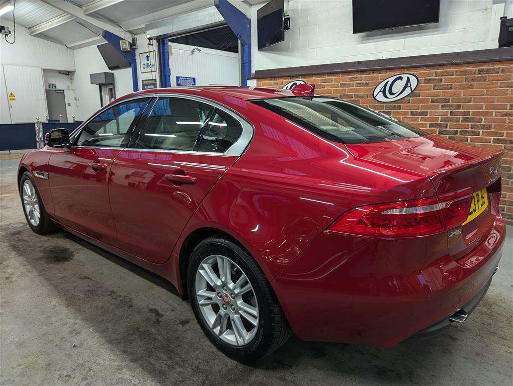 <p>2017 JAGUAR XE PRESTIGE I AUTO</p>