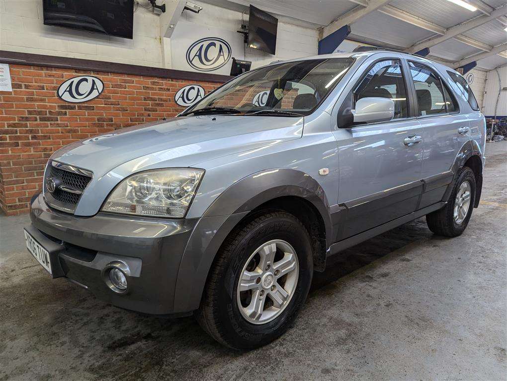 <p>2006 KIA SORENTO CRDI XE</p>